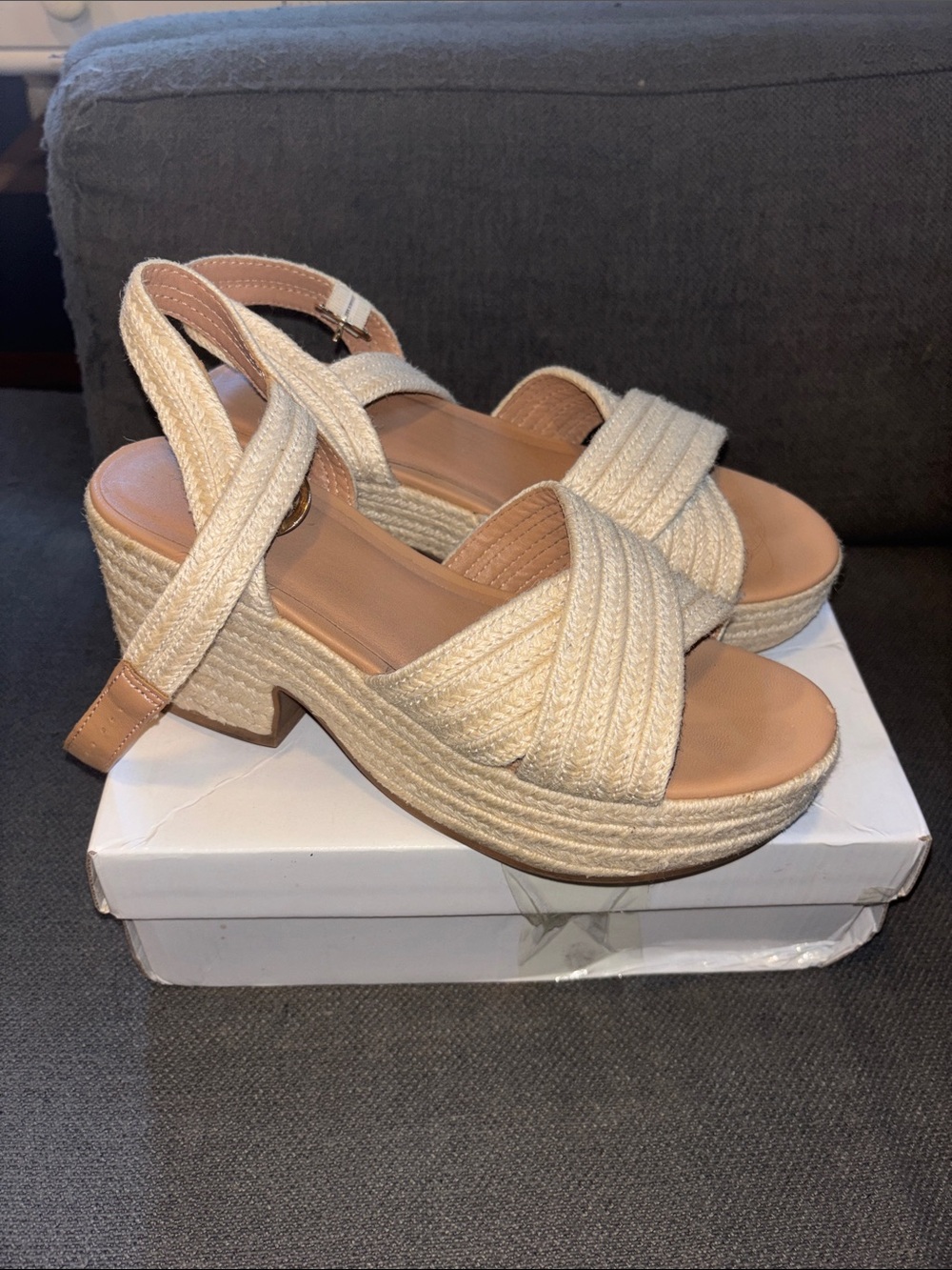 Old Navy Cream Woven Platform Slingback Wedges